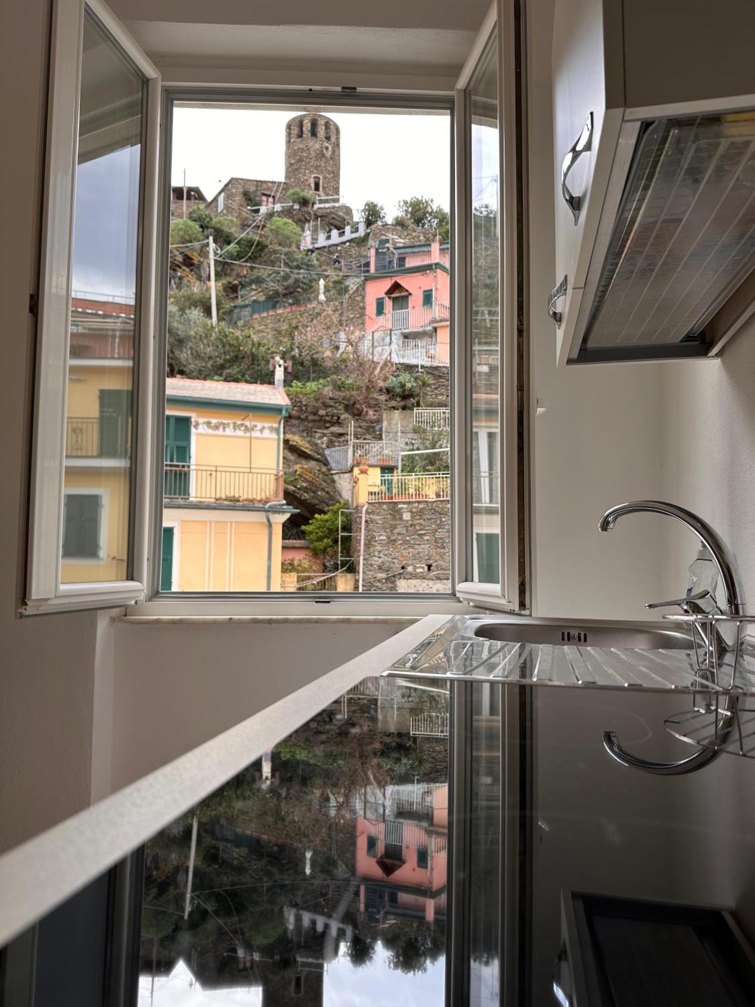 Main Street Apartment Vernazza